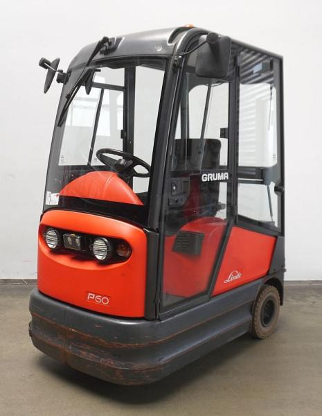 Linde P 60 Z 126 - Chariot tracteur: photos 1 Linde P 60 Z 126 - Chariot tracteur: photos 1