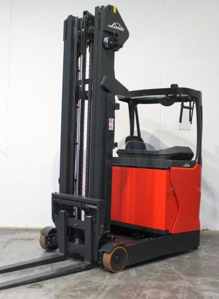 Linde R 16 1120 - Chariot à mât rétractable: photos 2 Linde R 16 1120 - Chariot à mât rétractable: photos 2