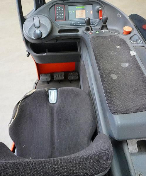 Linde R 16 HD 1120 - Chariot à mât rétractable: photos 3 Linde R 16 HD 1120 - Chariot à mât rétractable: photos 3