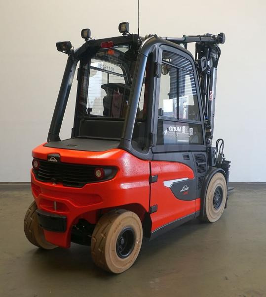 Linde X 35 1252 - Chariot élévateur électrique: photos 2 Linde X 35 1252 - Chariot élévateur électrique: photos 2