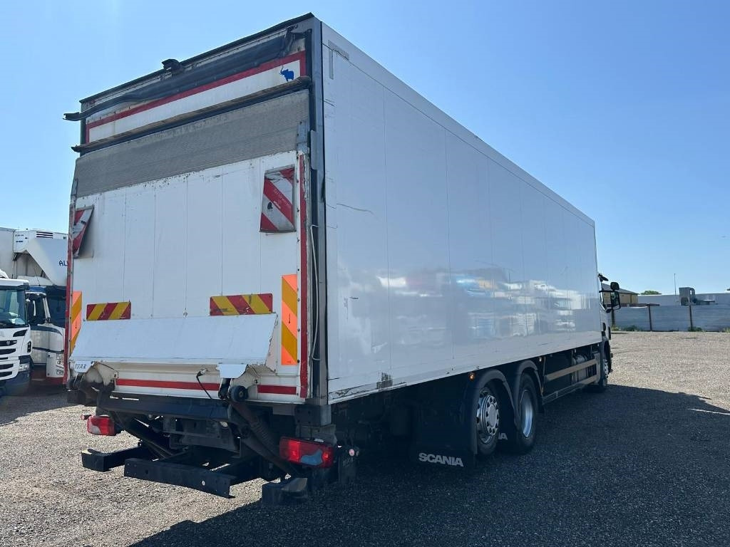Scania P 320 Hybrid + Diesel - Camion fourgon: photos 3 Scania P 320 Hybrid + Diesel - Camion fourgon: photos 3