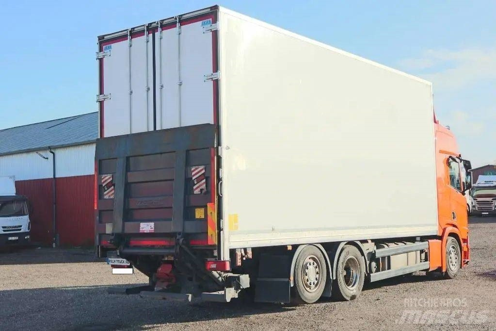Scania R500B 6X2*4 NB Serie 6202 - Camion fourgon: photos 4 Scania R500B 6X2*4 NB Serie 6202 - Camion fourgon: photos 4