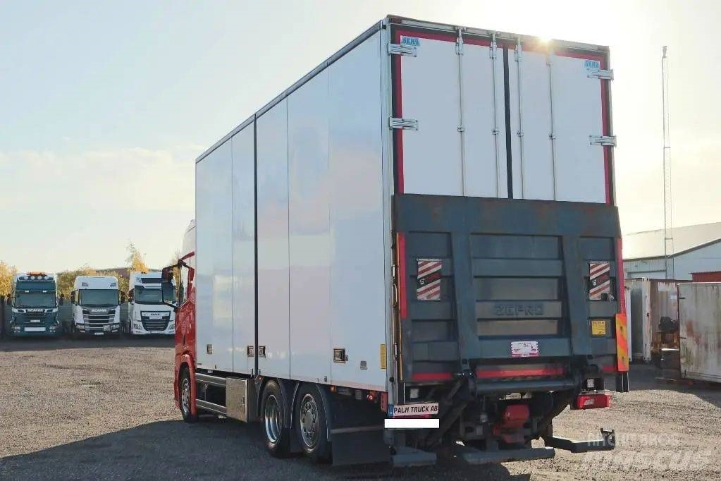 Scania R500B 6X2*4 NB Serie 6202 - Camion fourgon: photos 3 Scania R500B 6X2*4 NB Serie 6202 - Camion fourgon: photos 3
