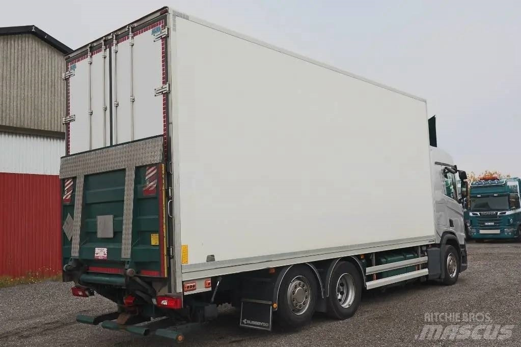 Scania R500B6X2*4NB Serie 8278 - Camion frigorifique: photos 3 Scania R500B6X2*4NB Serie 8278 - Camion frigorifique: photos 3
