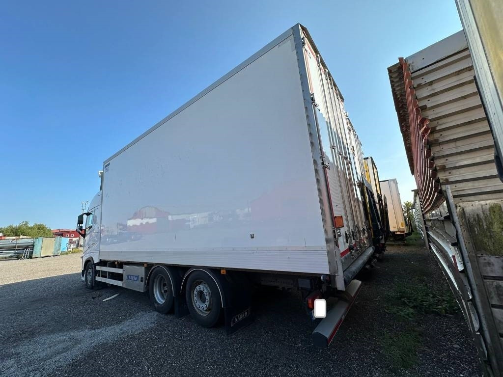 Volvo FH 500 Serie 6807 - Camion frigorifique: photos 3 Volvo FH 500 Serie 6807 - Camion frigorifique: photos 3