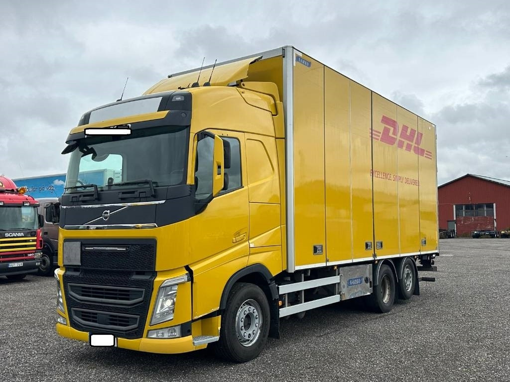 Volvo FH 6*2 500 serie 0696 - Camion fourgon: photos 1 Volvo FH 6*2 500 serie 0696 - Camion fourgon: photos 1