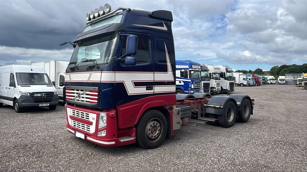 Volvo VOLVO FH 6*2 serie nr 1316 - Châssis cabine: photos 1 Volvo VOLVO FH 6*2 serie nr 1316 - Châssis cabine: photos 1