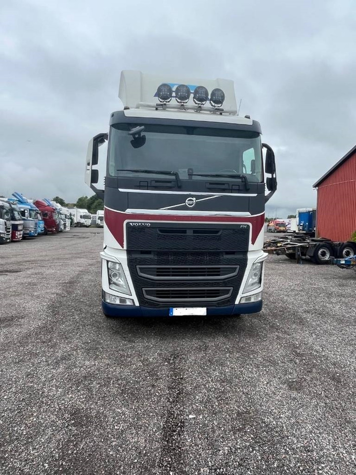 Volvo VOLVO FH 6*2 serie nr 3248 - Camion porte-conteneur/ Caisse mobile: photos 2 Volvo VOLVO FH 6*2 serie nr 3248 - Camion porte-conteneur/ Caisse mobile: photos 2