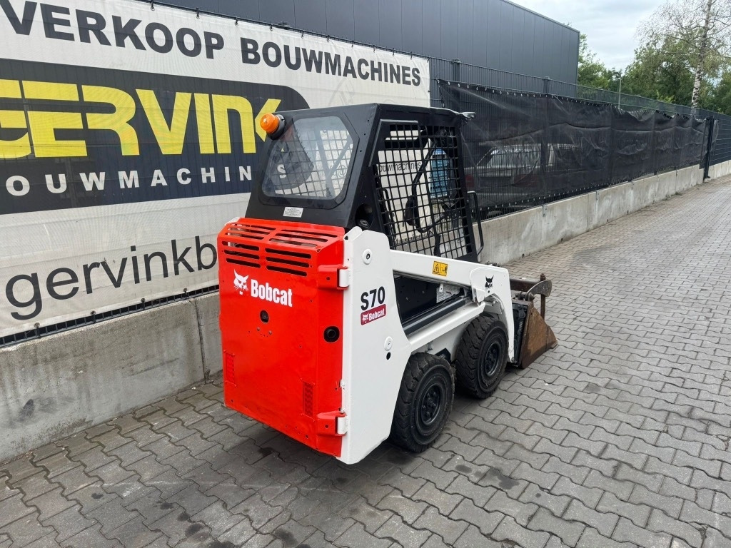 Bobcat S70 - Mini chargeuse: photos 2 Bobcat S70 - Mini chargeuse: photos 2