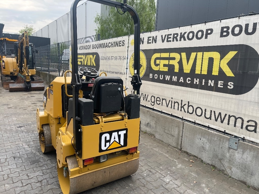 CAT CB 14 - Rouleau compresseur: photos 3 CAT CB 14 - Rouleau compresseur: photos 3