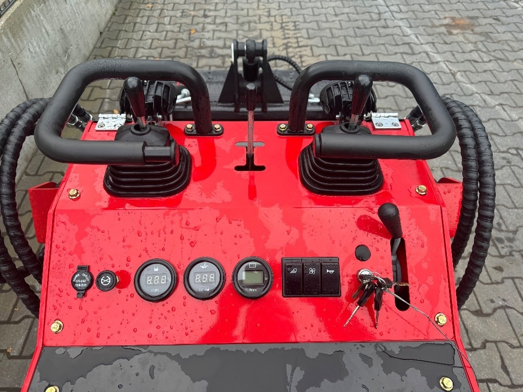 Captok CK 380 C - Chargeuse sur chenilles: photos 5 Captok CK 380 C - Chargeuse sur chenilles: photos 5