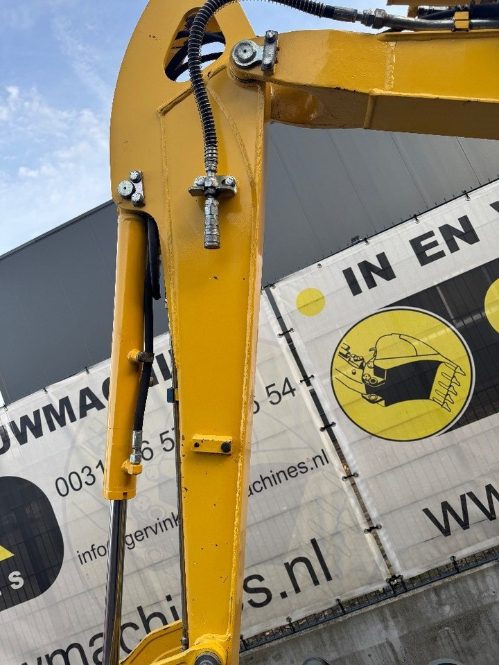 Komatsu PC 26 MR-3 - Mini pelle: photos 3 Komatsu PC 26 MR-3 - Mini pelle: photos 3