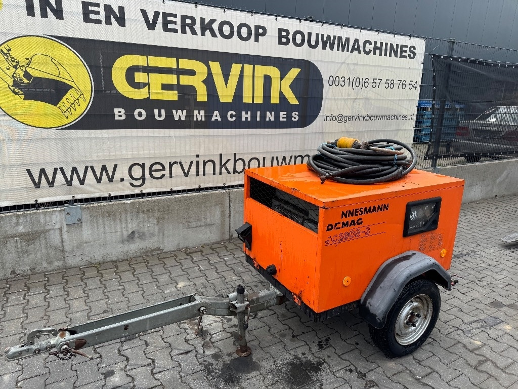 Mannesman demag SC20 DS - Compresseur d'air: photos 1 Mannesman demag SC20 DS - Compresseur d'air: photos 1