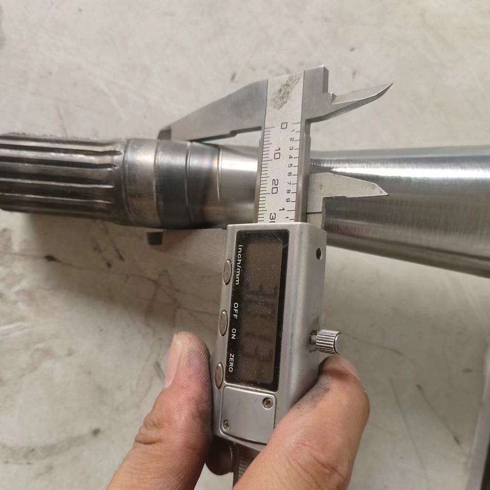 HZM Wheel Loader 34cm Long 18-teeth Half Shaft - Essieu et pièces pour Chargeuse sur pneus: photos 5 HZM Wheel Loader 34cm Long 18-teeth Half Shaft - Essieu et pièces pour Chargeuse sur pneus: photos 5
