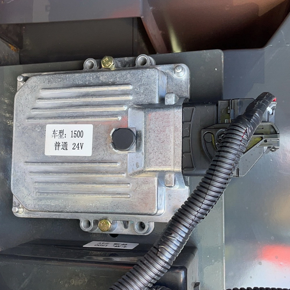 OCEANUS OC-800MB Controller for Loader - Transmission pour Chargeuse sur pneus: photos 3 OCEANUS OC-800MB Controller for Loader - Transmission pour Chargeuse sur pneus: photos 3