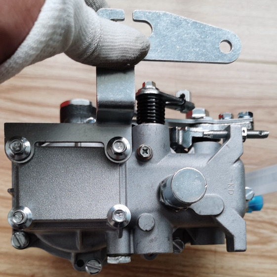Qingdao Promising Changchai Genuine Fuel Injection Pump - Pompe à carburant pour Chargeuse sur pneus: photos 5 Qingdao Promising Changchai Genuine Fuel Injection Pump - Pompe à carburant pour Chargeuse sur pneus: photos 5