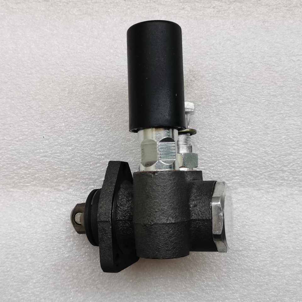 Qingdao Promising Fuel Feed Pump for Wheel Loader Spare Parts - Pompe à carburant pour Chargeuse sur pneus: photos 2 Qingdao Promising Fuel Feed Pump for Wheel Loader Spare Parts - Pompe à carburant pour Chargeuse sur pneus: photos 2