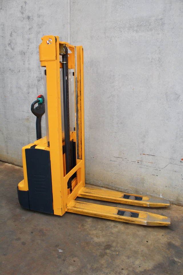 Jungheinrich EJC 110 290 ZT - Gerbeur: photos 4 Jungheinrich EJC 110 290 ZT - Gerbeur: photos 4