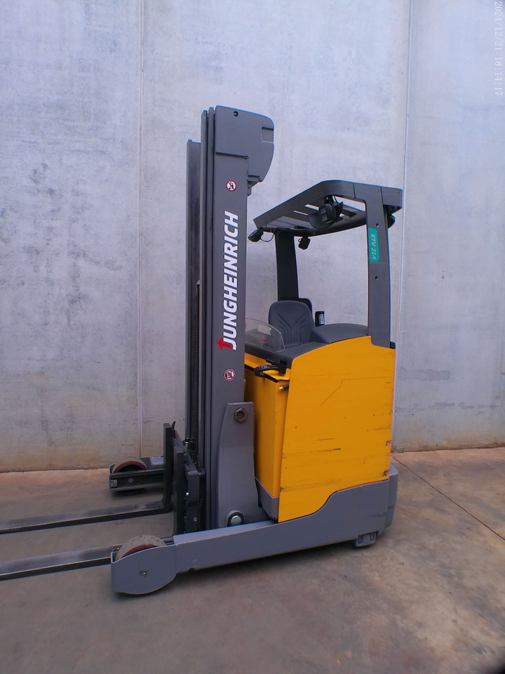 Jungheinrich ETV 214 620 DZ - Chariot à mât rétractable: photos 3 Jungheinrich ETV 214 620 DZ - Chariot à mât rétractable: photos 3