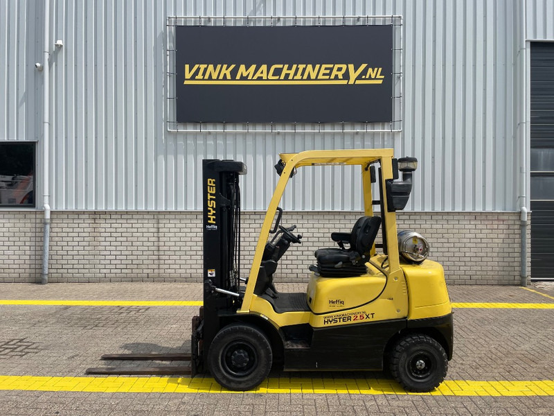 Hyster H 2.5 XT - Chariot élévateur à gaz: photos 1 Hyster H 2.5 XT - Chariot élévateur à gaz: photos 1