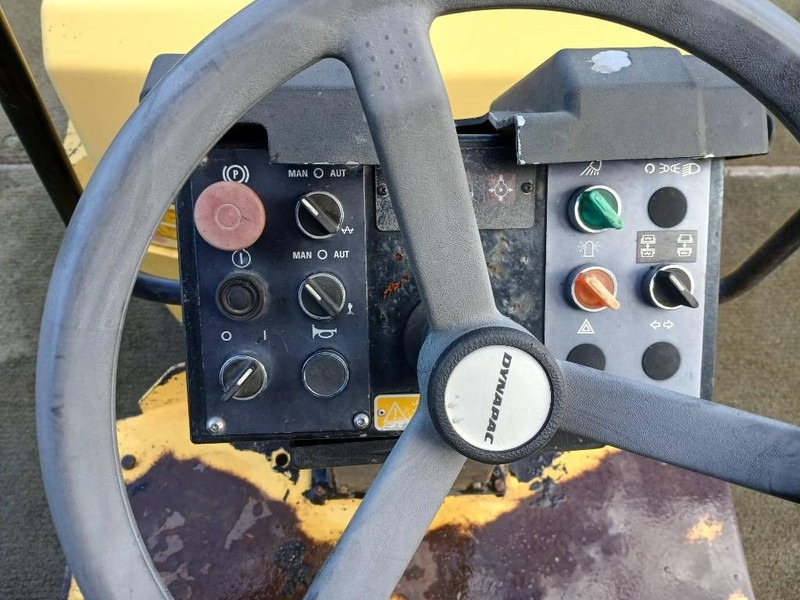 Compacteur Dynapac CC142, ''SÅLD'': photos 13