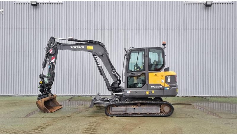 Volvo EC60 E, Grävmaskin - Pelle sur chenille: photos 2 Volvo EC60 E, Grävmaskin - Pelle sur chenille: photos 2
