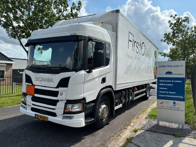 Scania P280 Closed box taillift 2000 kg Fuel CNG ADR - Camion fourgon: photos 1 Scania P280 Closed box taillift 2000 kg Fuel CNG ADR - Camion fourgon: photos 1