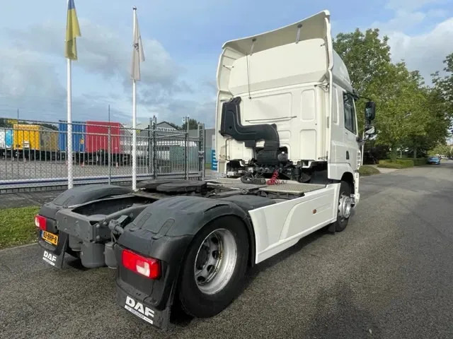 DAF CF 400 FT CF 400 Spacecab tractor head Top Condition - Tracteur routier: photos 5 DAF CF 400 FT CF 400 Spacecab tractor head Top Condition - Tracteur routier: photos 5