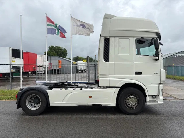 DAF XF 480 4x2 Euro6 SSC 2-tanks PTO Hydraulic feedpump MOT 03-2026 - Tracteur routier: photos 4 DAF XF 480 4x2 Euro6 SSC 2-tanks PTO Hydraulic feedpump MOT 03-2026 - Tracteur routier: photos 4