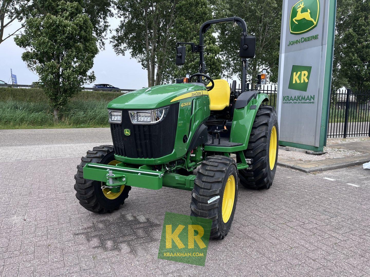 4066M John Deere - Micro tracteur: photos 2 4066M John Deere - Micro tracteur: photos 2