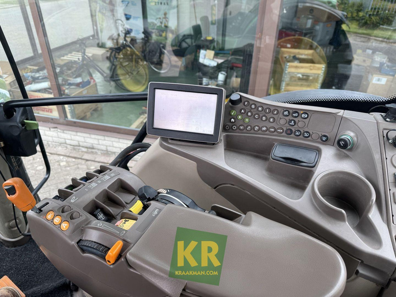 6150R John Deere - Tracteur agricole: photos 5 6150R John Deere - Tracteur agricole: photos 5