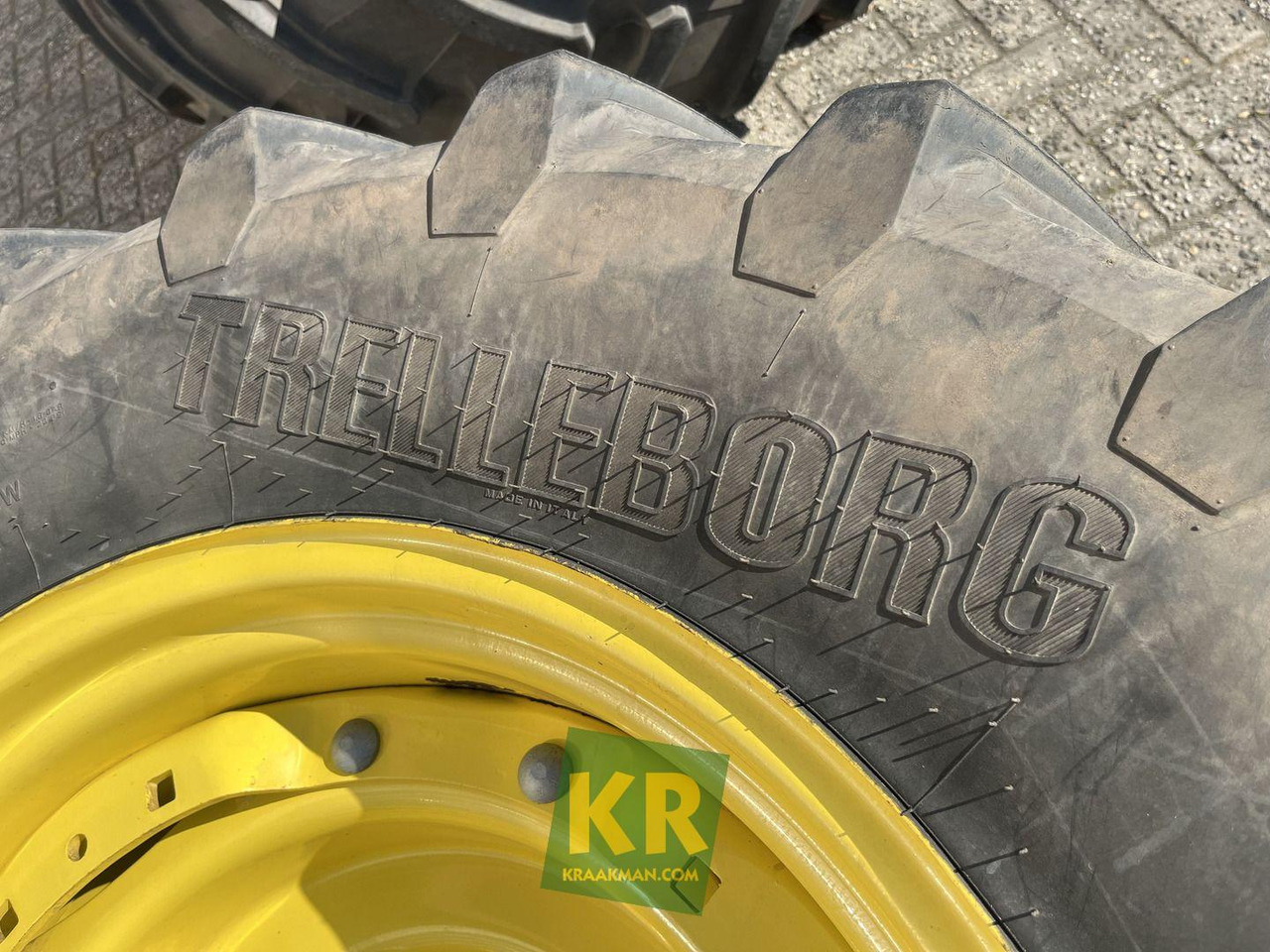 Banden Trelleborg Trelleborg - Roue complète pour Machine agricole: photos 3 Banden Trelleborg Trelleborg - Roue complète pour Machine agricole: photos 3