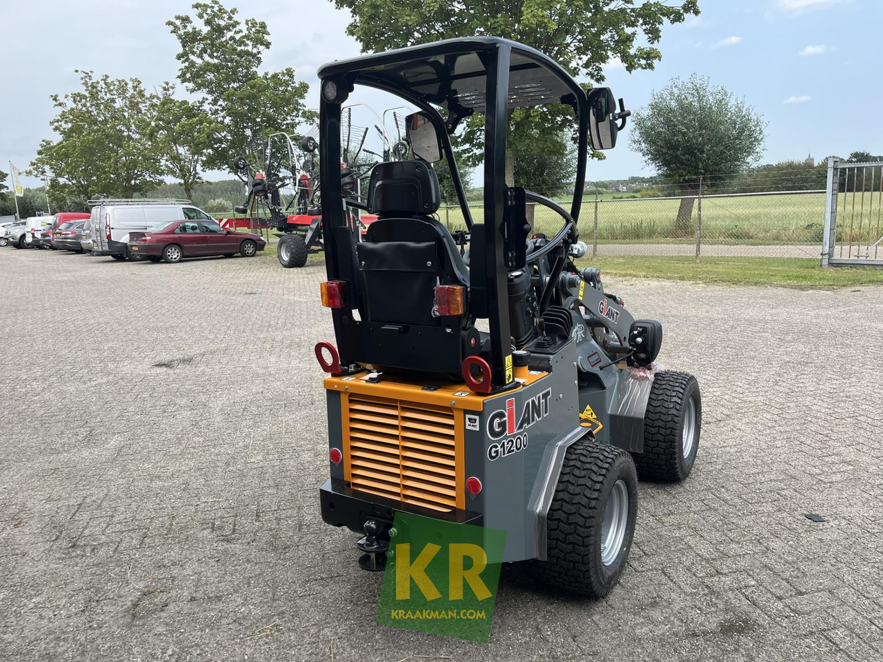 G1200 Giant - Valet de ferme: photos 4 G1200 Giant - Valet de ferme: photos 4