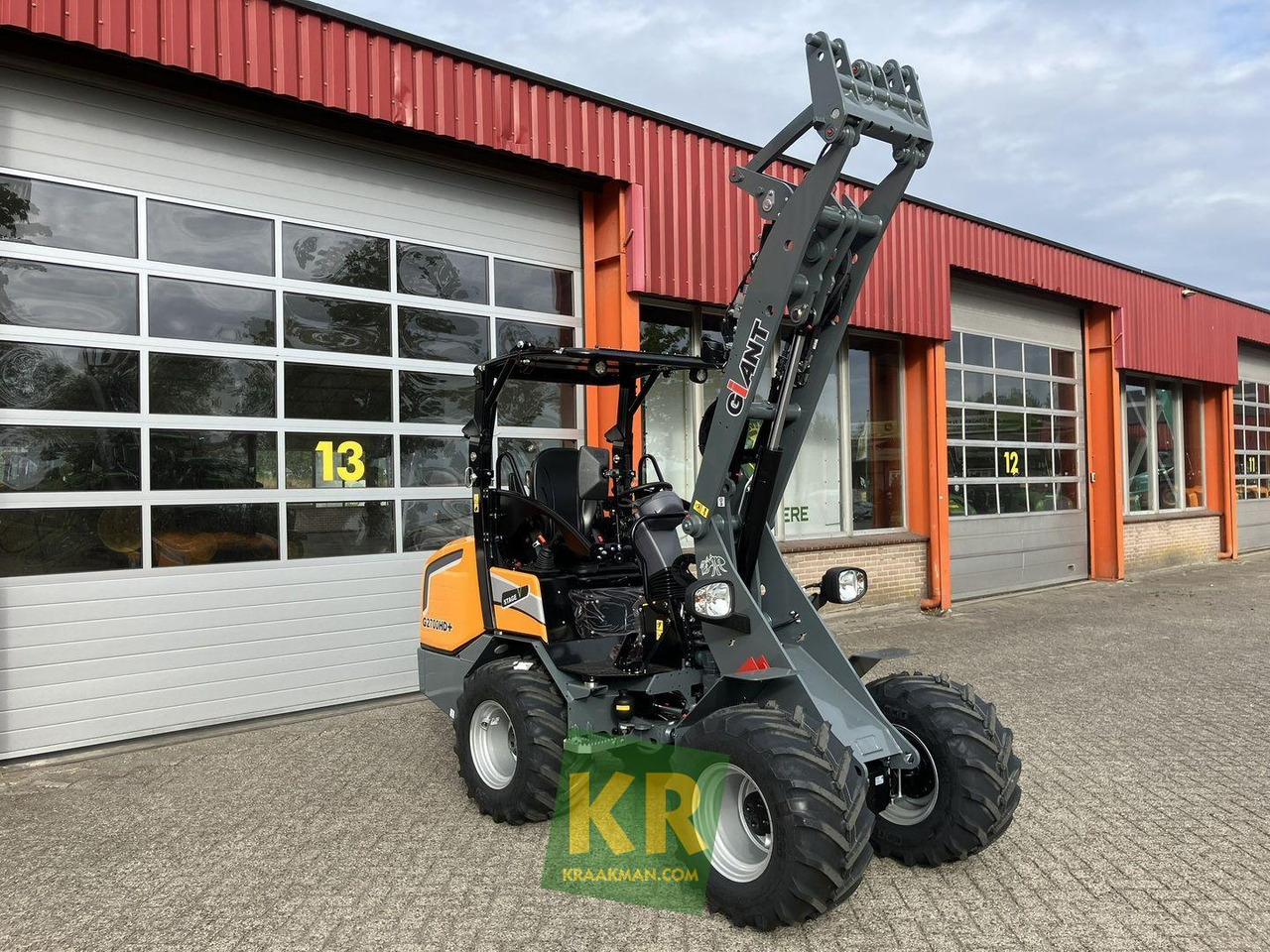 Giant G2700 HD+ - Valet de ferme: photos 3 Giant G2700 HD+ - Valet de ferme: photos 3