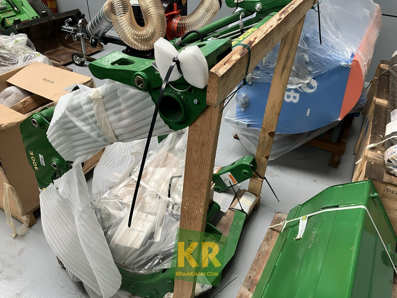John Deere 300E  - Chargeur frontal pour tracteur: photos 2 John Deere 300E  - Chargeur frontal pour tracteur: photos 2