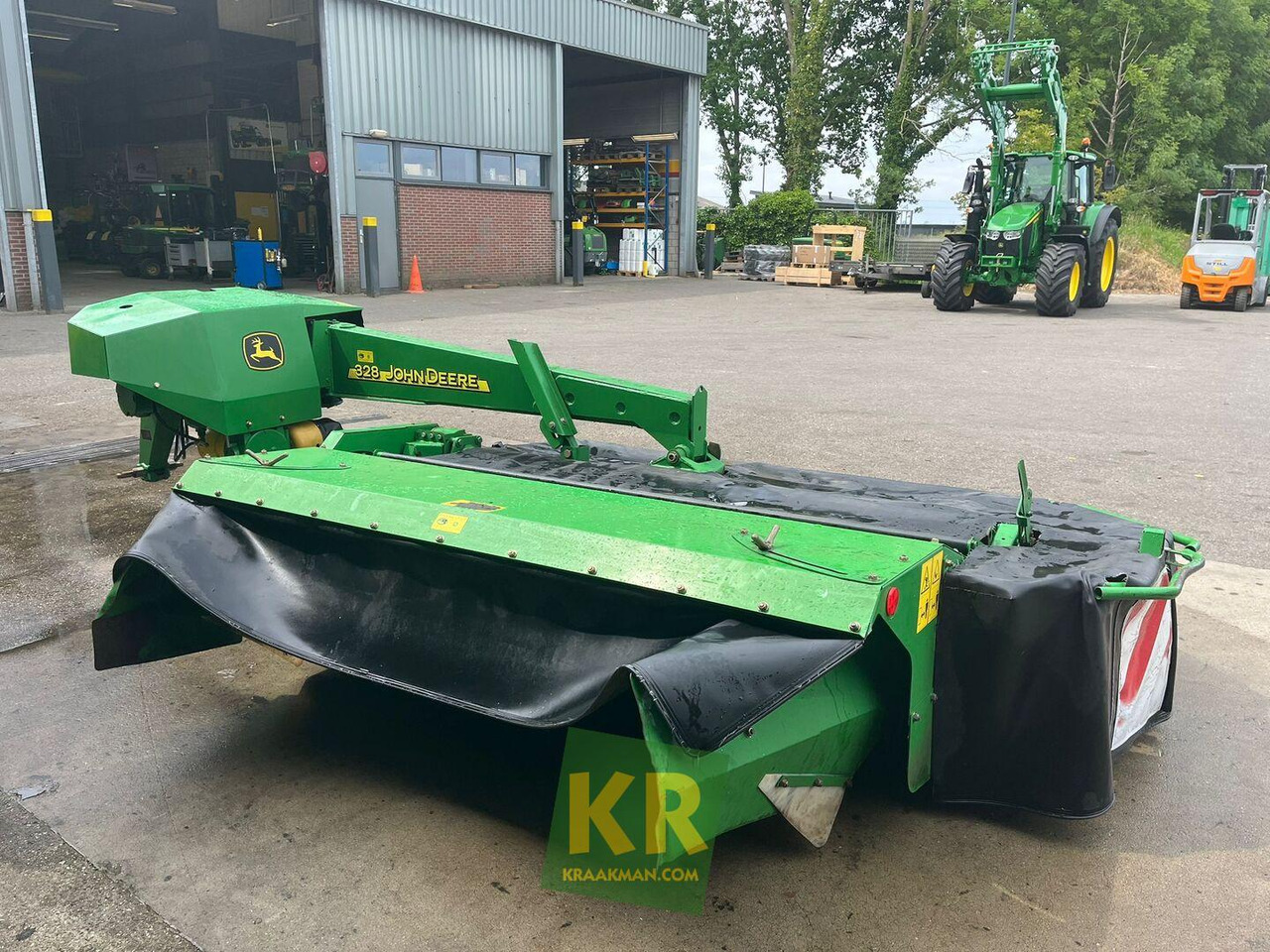 John Deere 328 - Faucheuse: photos 5 John Deere 328 - Faucheuse: photos 5