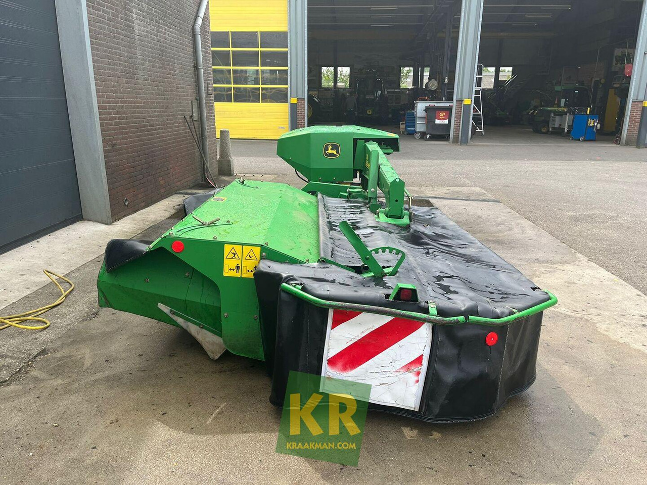 John Deere 328 - Faucheuse: photos 3 John Deere 328 - Faucheuse: photos 3