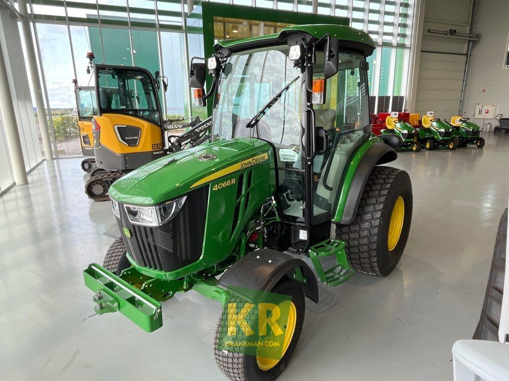 John Deere 4066R - Micro tracteur: photos 2 John Deere 4066R - Micro tracteur: photos 2