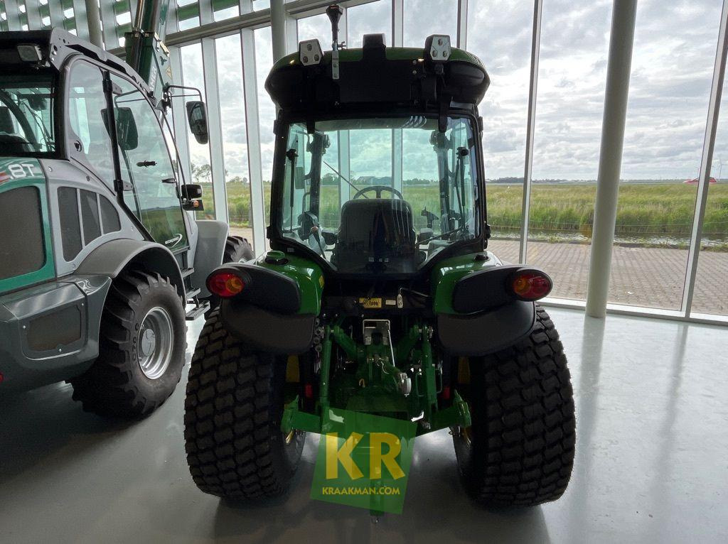 John Deere 4066R - Micro tracteur: photos 4 John Deere 4066R - Micro tracteur: photos 4