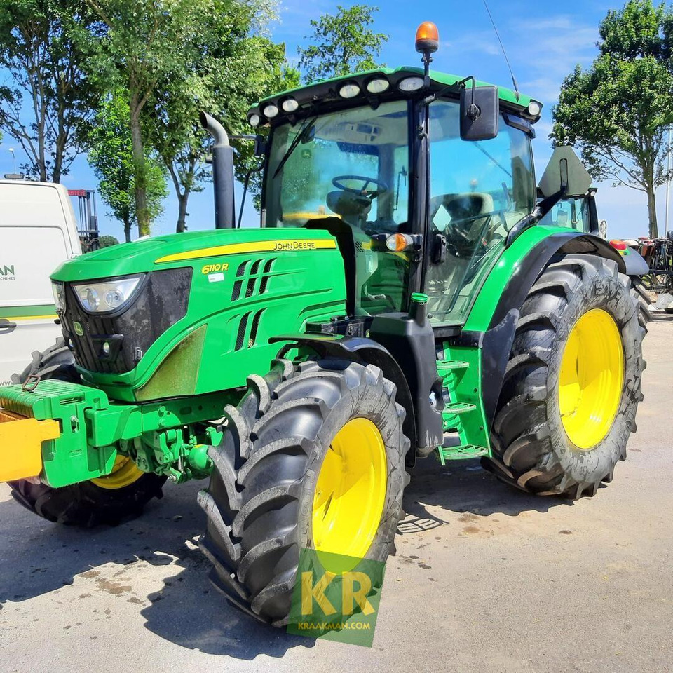 John Deere 6110R - Tracteur agricole: photos 1 John Deere 6110R - Tracteur agricole: photos 1