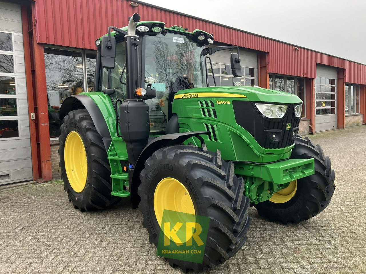 John Deere 6140M - Tracteur agricole: photos 2 John Deere 6140M - Tracteur agricole: photos 2