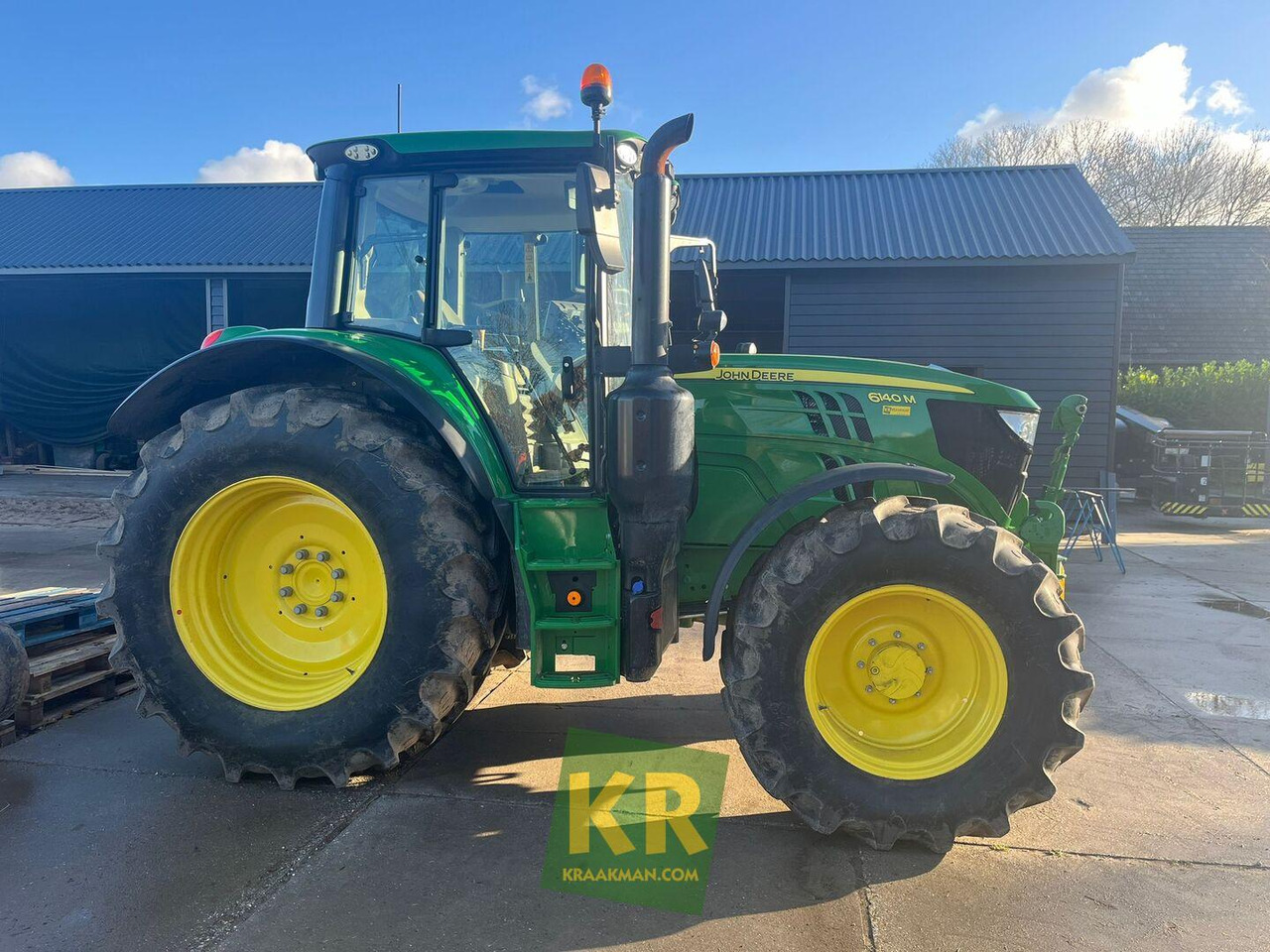 John Deere 6140M - Tracteur agricole: photos 1 John Deere 6140M - Tracteur agricole: photos 1