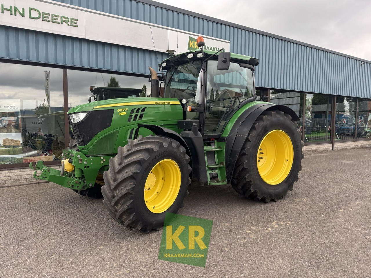 John Deere 6150R - Tracteur agricole: photos 1 John Deere 6150R - Tracteur agricole: photos 1