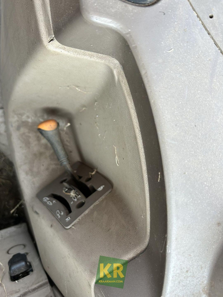 John Deere 6630 PREMIUM - Tracteur agricole: photos 1 John Deere 6630 PREMIUM - Tracteur agricole: photos 1