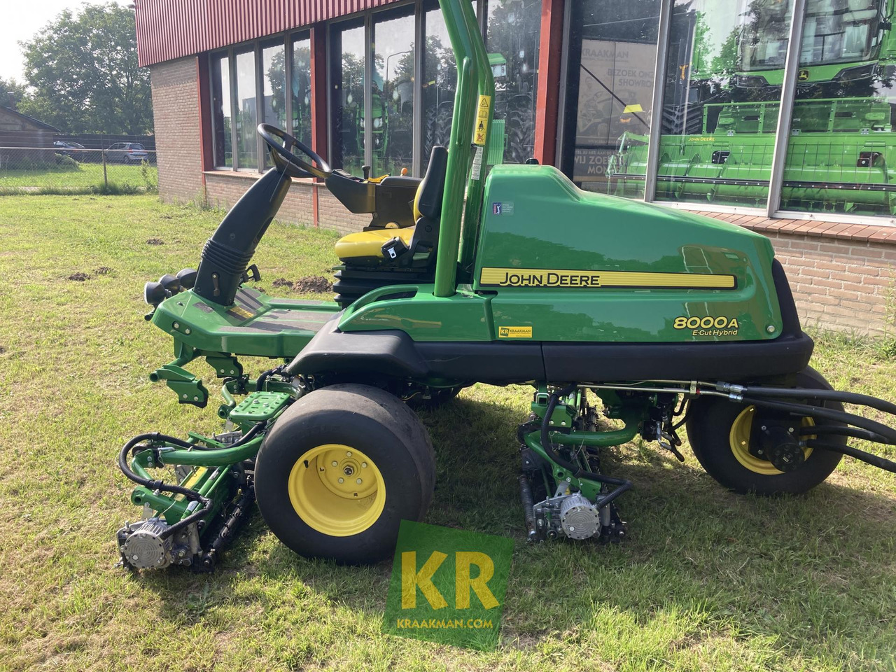 John Deere 8000A E-CUT - Motofaucheuse: photos 2 John Deere 8000A E-CUT - Motofaucheuse: photos 2