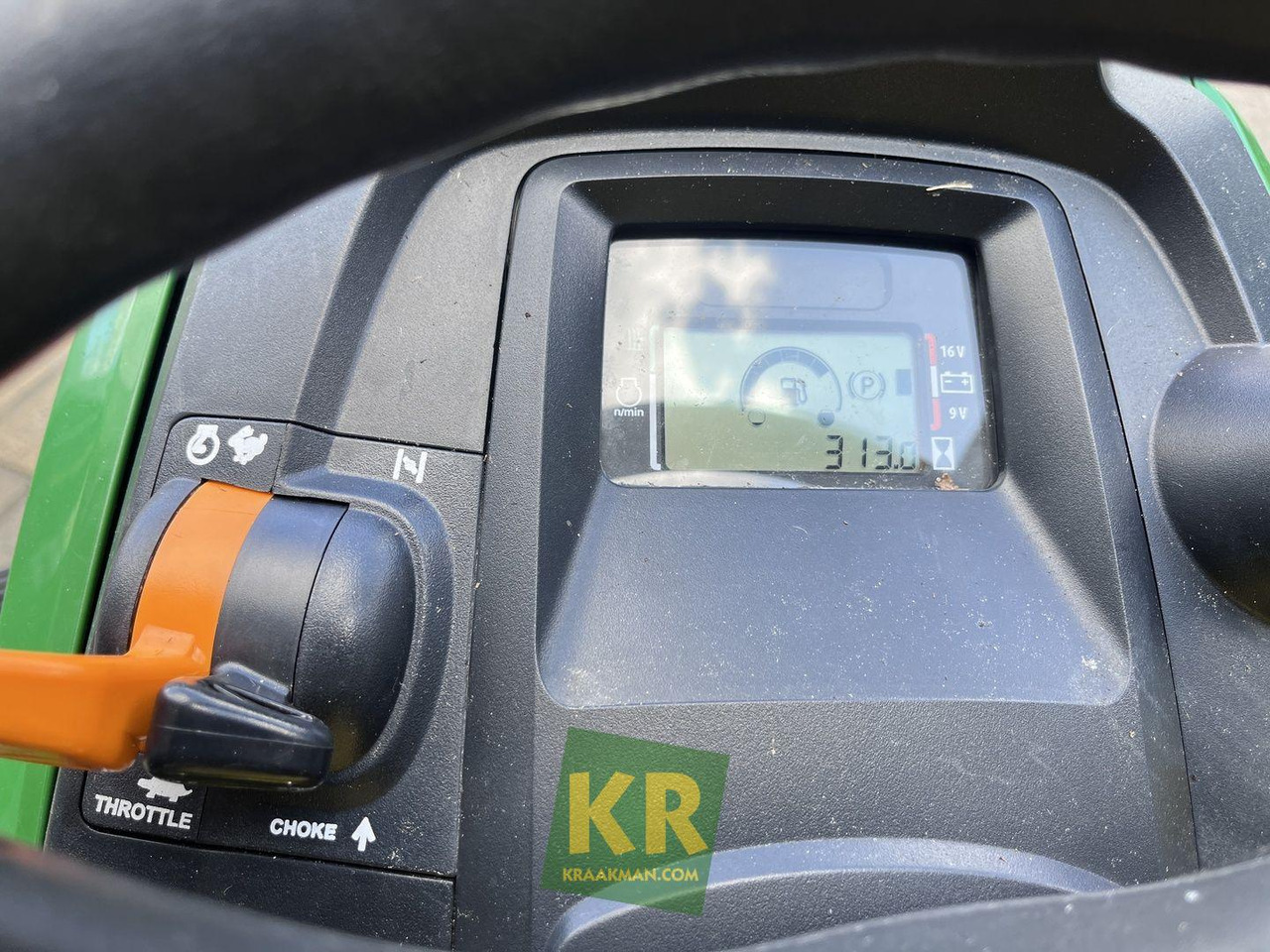 John Deere X354 - Motofaucheuse: photos 4 John Deere X354 - Motofaucheuse: photos 4