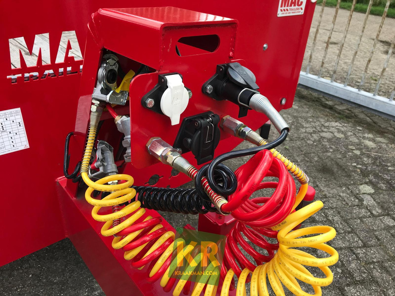 MAC Trailers 16 PREMIUM  - Remorque porte-engin surbaissée: photos 2 MAC Trailers 16 PREMIUM  - Remorque porte-engin surbaissée: photos 2