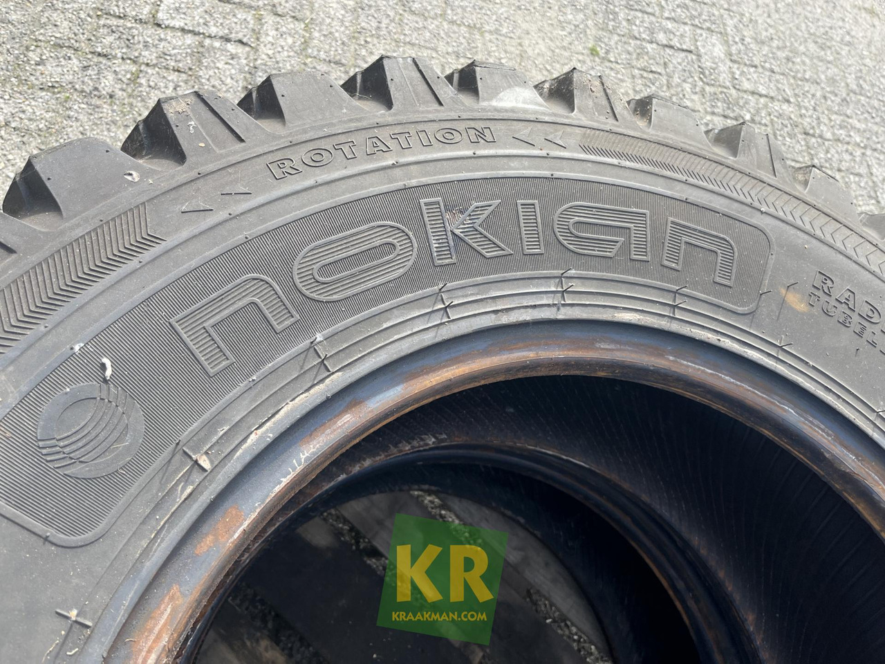 Onbekend merk Nokian 360/80R24 Tri 2 - Pneu pour Machine agricole: photos 4 Onbekend merk Nokian 360/80R24 Tri 2 - Pneu pour Machine agricole: photos 4