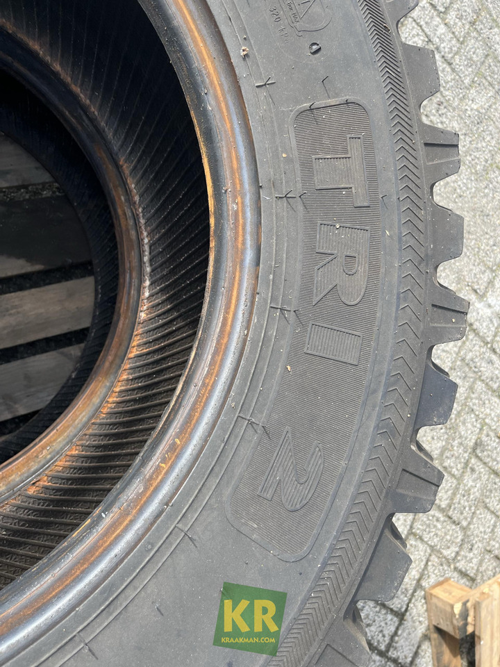 Onbekend merk Nokian 360/80R24 Tri 2 - Pneu pour Machine agricole: photos 5 Onbekend merk Nokian 360/80R24 Tri 2 - Pneu pour Machine agricole: photos 5