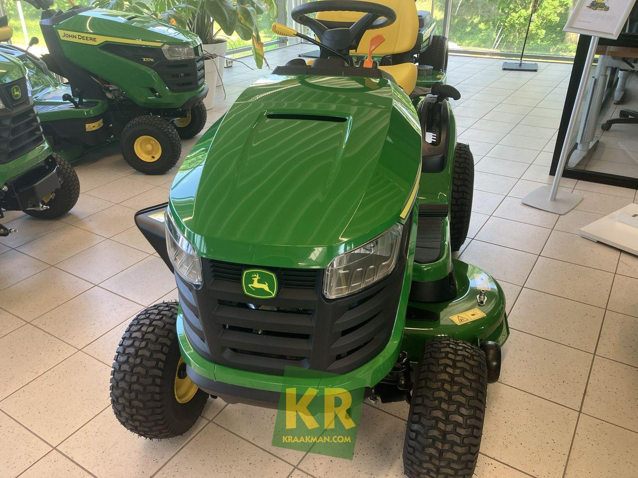 X127 John Deere - Motofaucheuse: photos 3 X127 John Deere - Motofaucheuse: photos 3